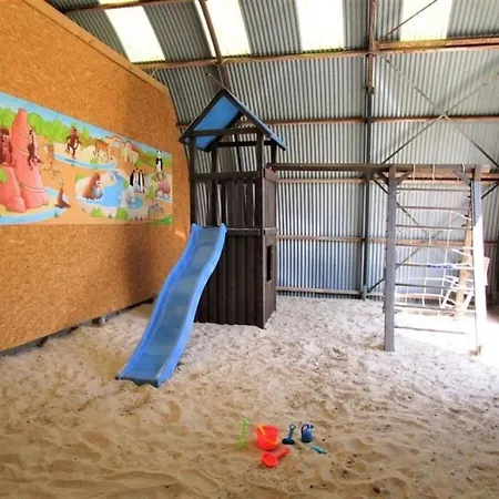 Studio Comfortable Holiday